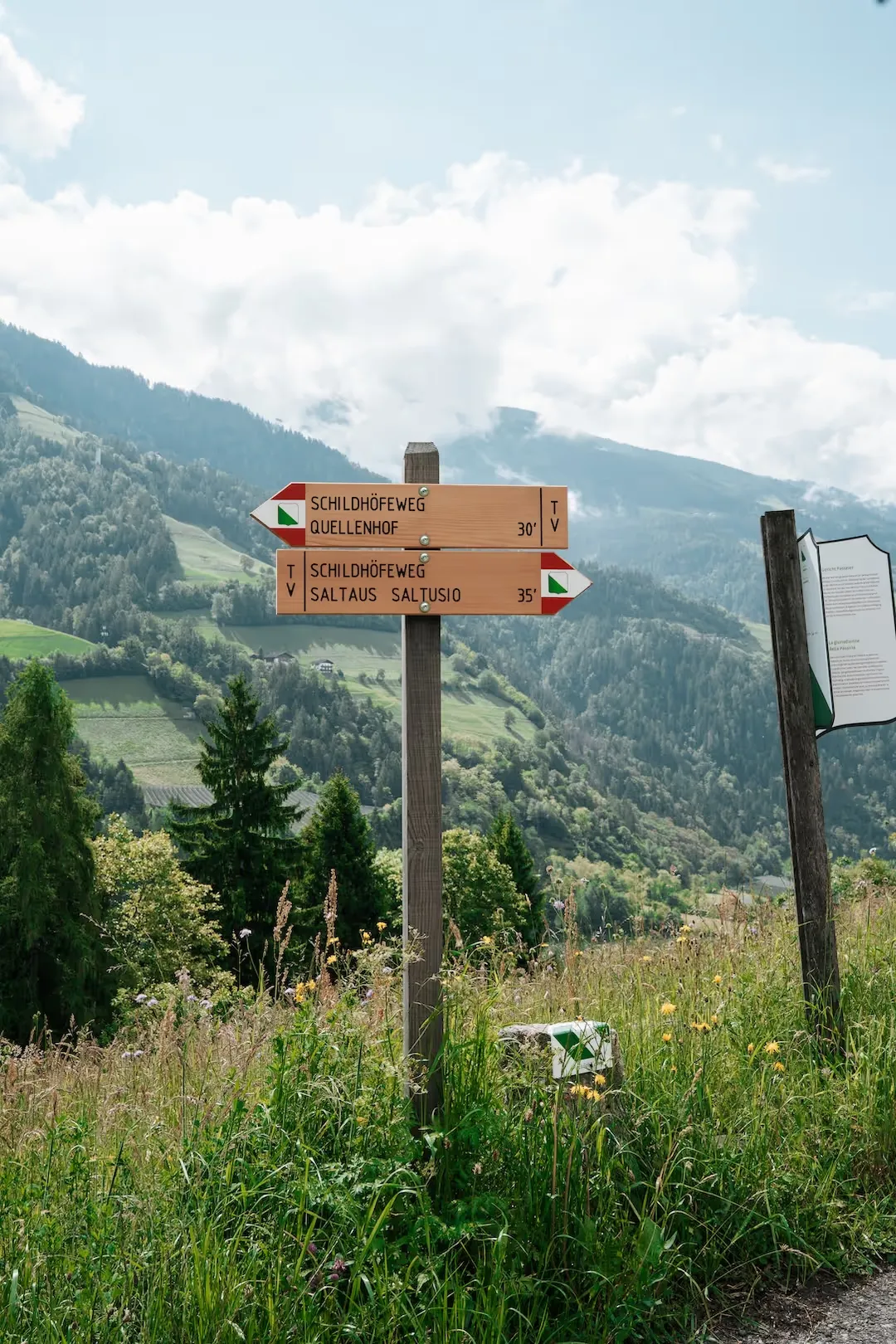 I dintorni dell’Aktiv Lodge vicino a Merano